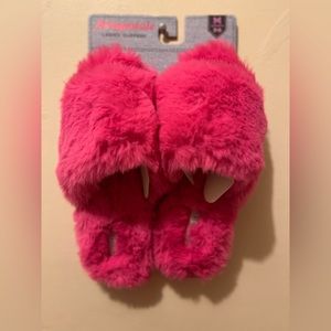 💕 Aeropostale Ladies Slippers Size M 7-8 💕